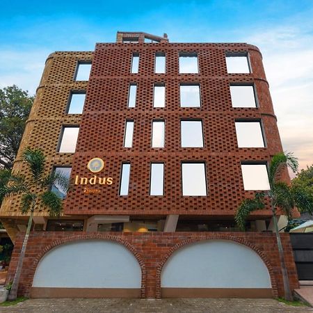 Indus Suites Nagpur Bagian luar foto