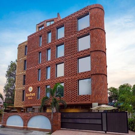 Indus Suites Nagpur Bagian luar foto