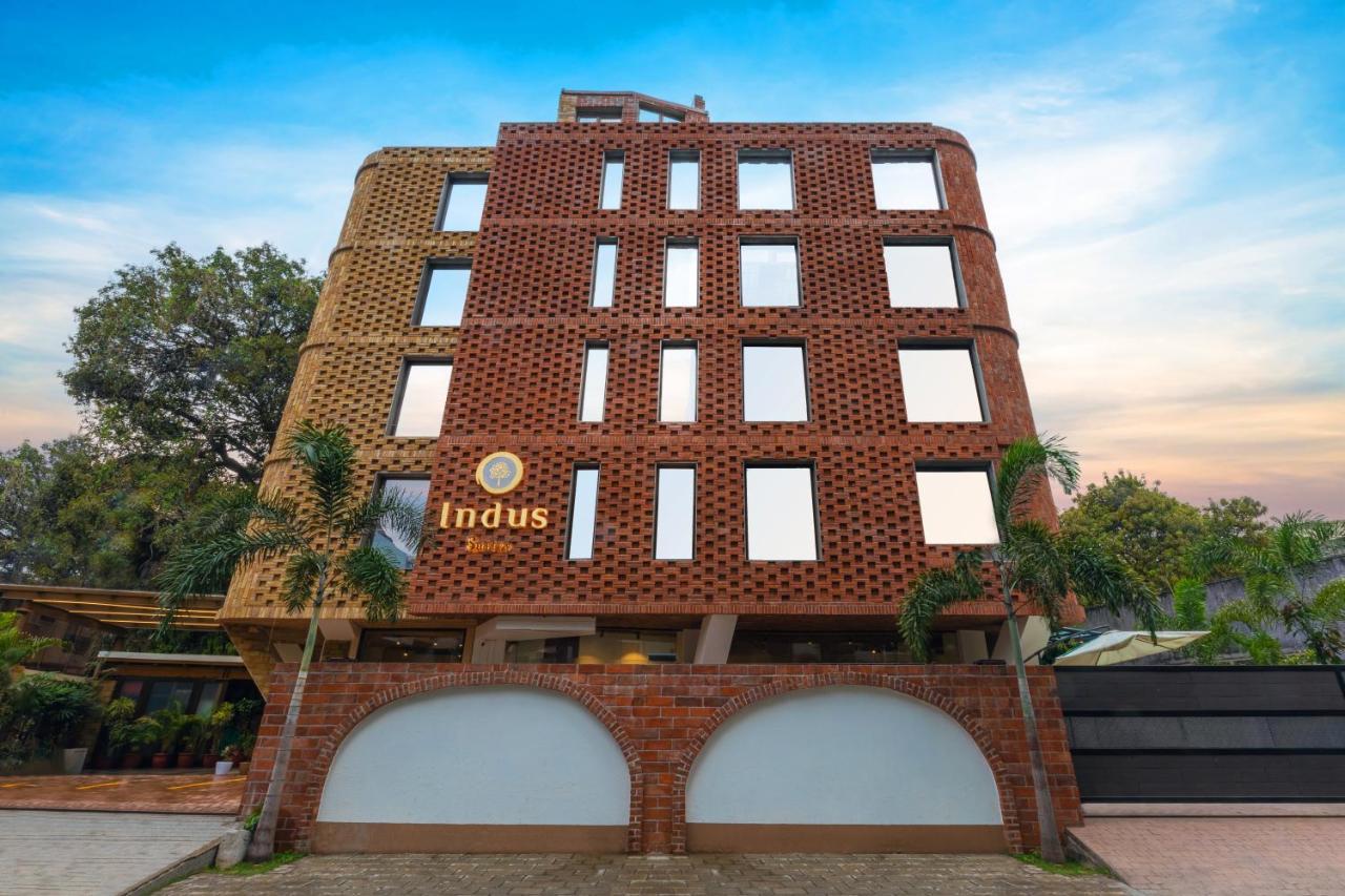 Indus Suites Nagpur Bagian luar foto