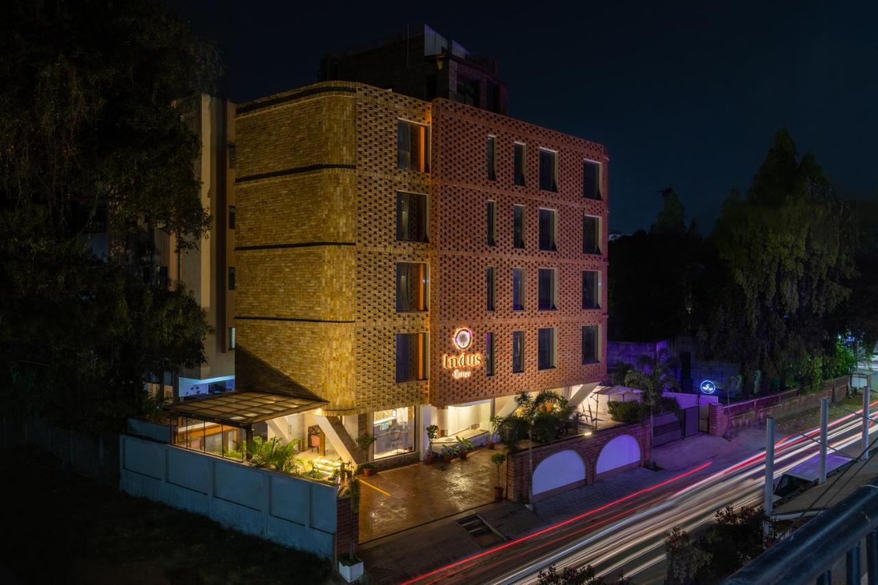 Indus Suites Nagpur Bagian luar foto
