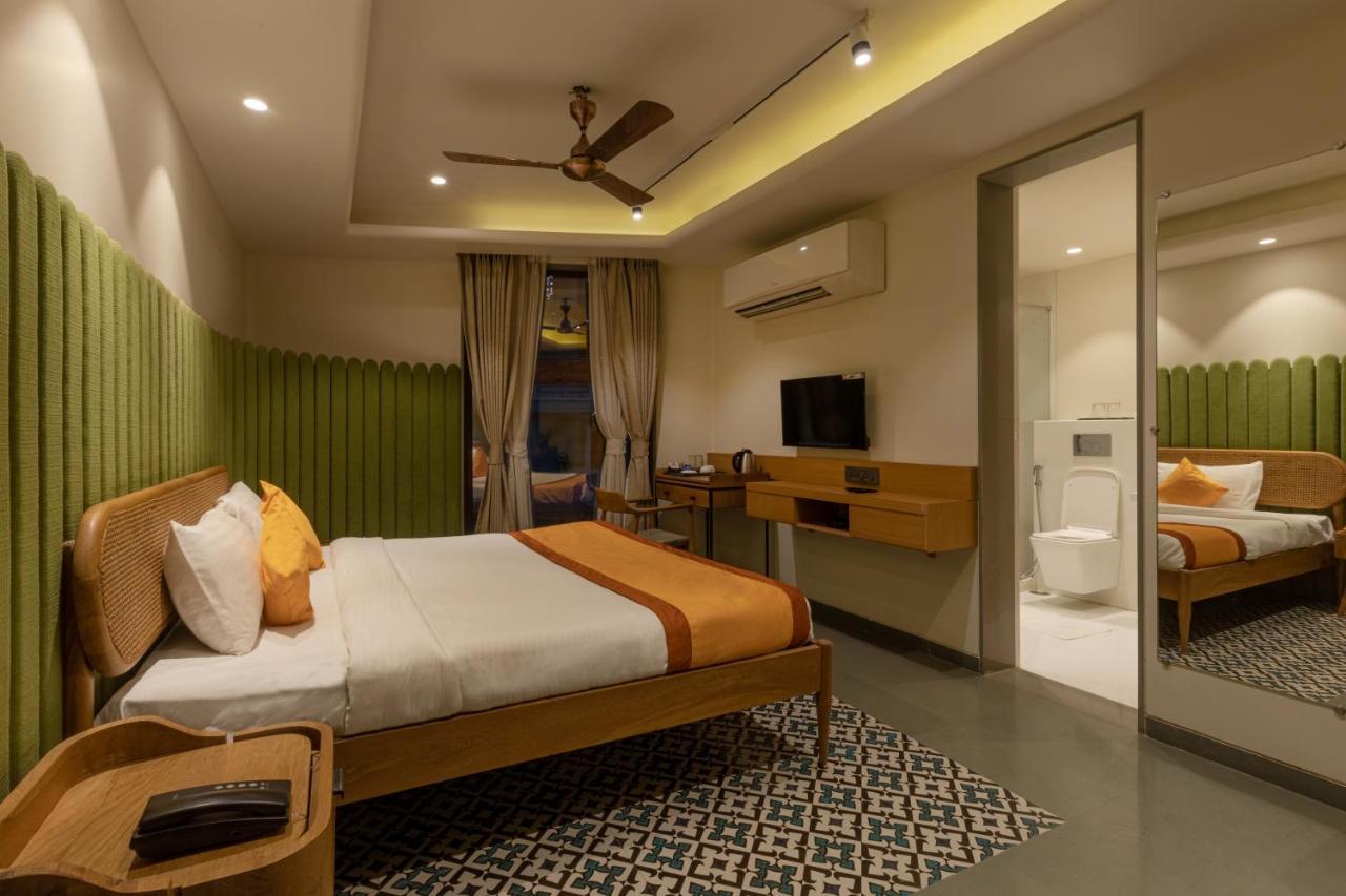Indus Suites Nagpur Bagian luar foto